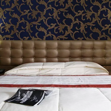 Mira Alsancak Hotell