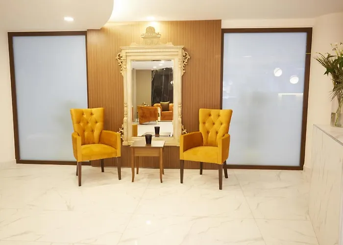 Mira Alsancak Otel 3*