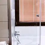 Mira Alsancak Szálloda