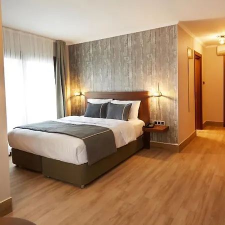 Mira Alsancak 3* İzmir