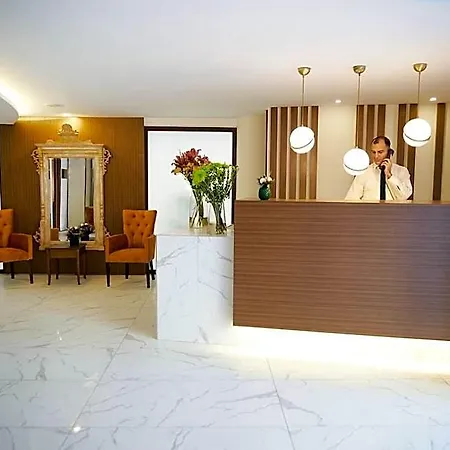 Mira Alsancak 3* İzmir