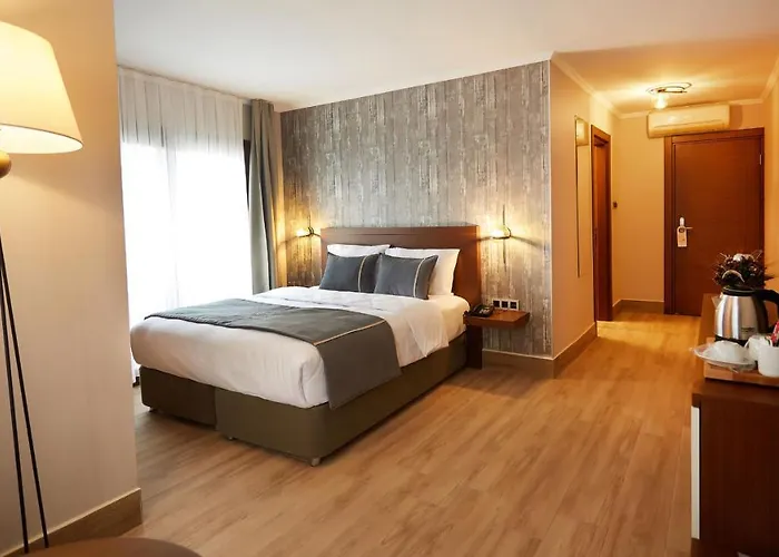 Mira Alsancak 3* Измир